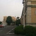 親族間など特殊な間柄での固定資産の交換の特例。資産の価格差がある場合は慎重に。